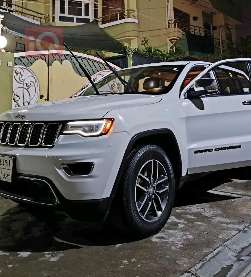 جيب جراند شيروكي